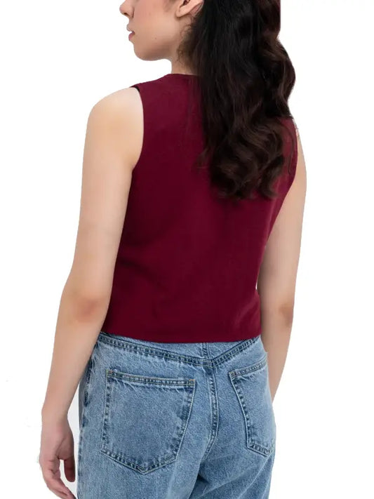 Women’s Sleeveless Buttoned Vest Top in Burgundy